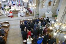 Feier der 1. Heiligen Kommunion in Sankt Crescentius (Foto: Karl-Franz Thiede)